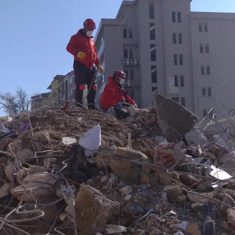 ÇAK ekibi deprem bölgesinde yaşadıklarını anlattı