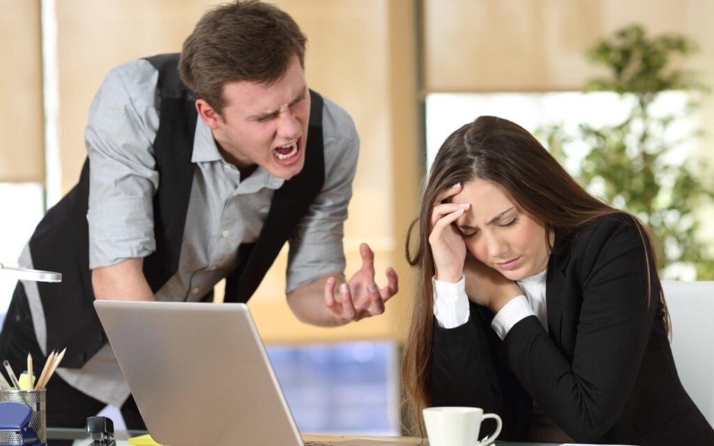 İşçinin bilgisayarını izinsiz inceleyen patrona şok