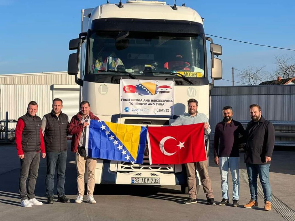 Bosna Hersek Türkiye Mezunlarından Depremzedeler İçin Yardım Tırı