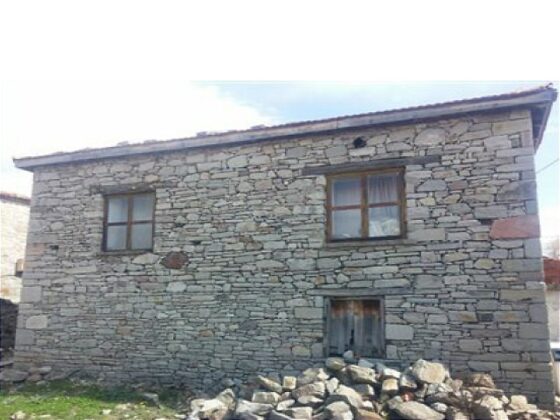 Bursa Keles’te 591 m² arsa üzerindeki tek katlı kargir mesken icradan satılıktır