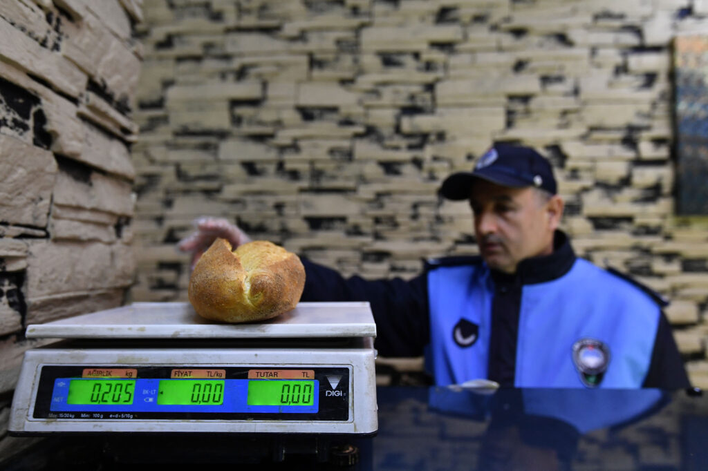 Zabıtadan Ramazan öncesi fırın denetimi