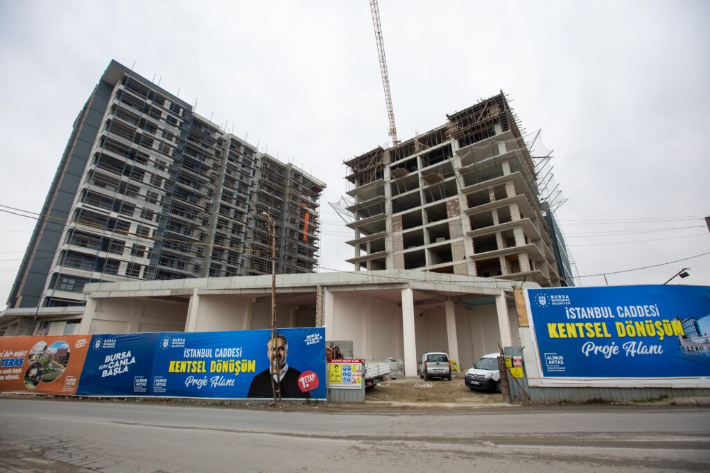 Bursa’da 297 riskli bina yıkıldı, 310 bina daha yıkılacak