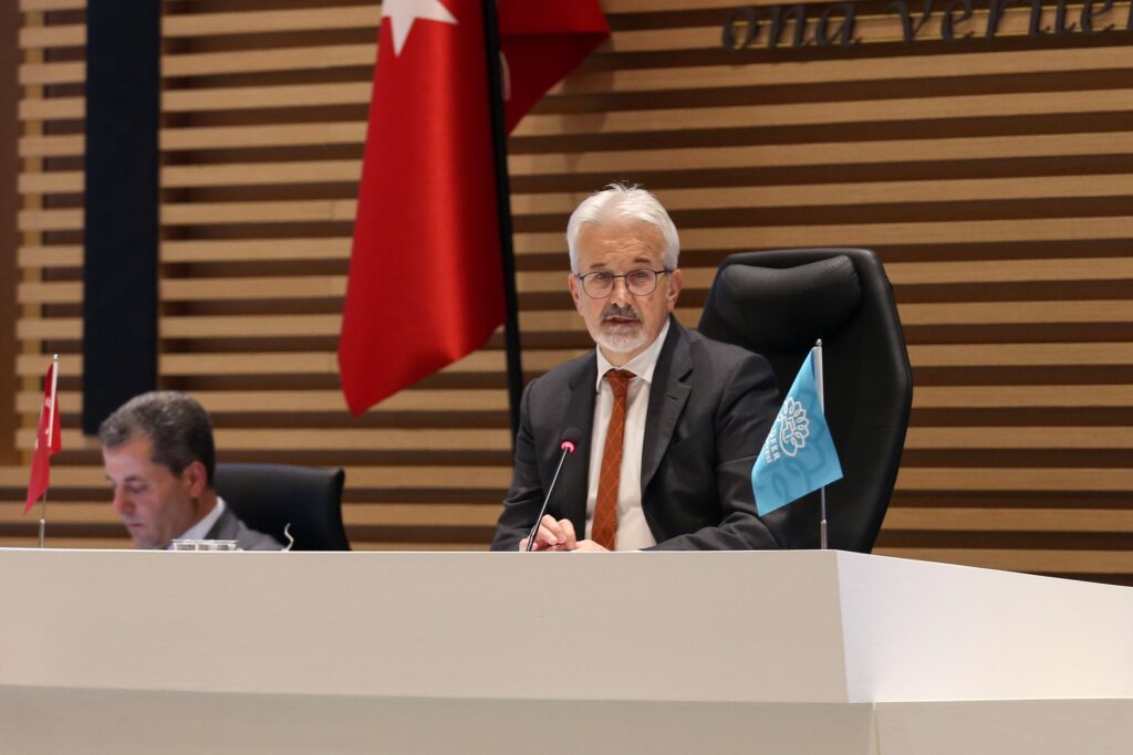 Başkan Turgay Erdem’den bina projesi ücret açıklaması