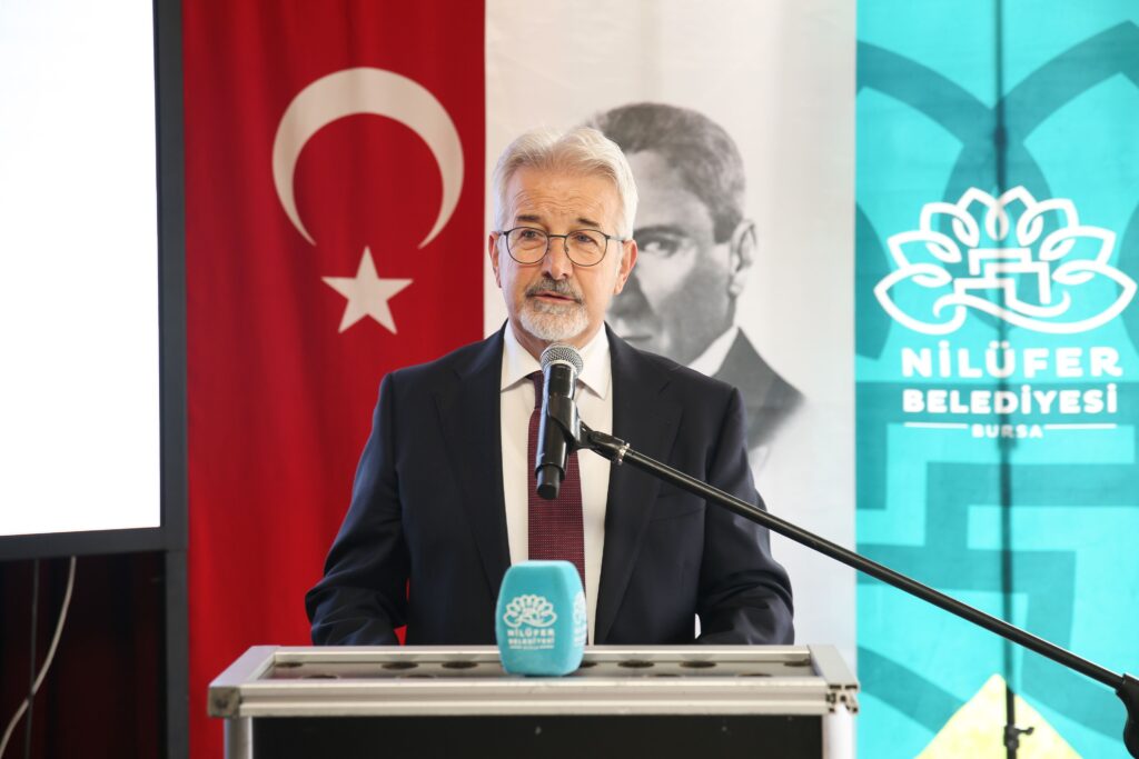 Başkan Erdem kaçak yapıyla mücadele için muhtarlardan destek istedi