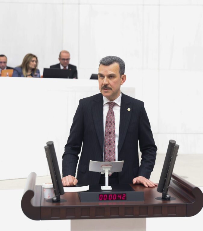 AK Partili Esgin: “Türkiye muhalefetinin talihsiz hezeyanlarını milletimiz asla unutmayacak”