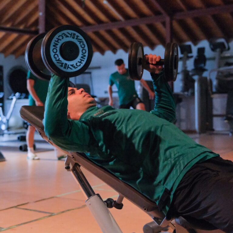 Bursaspor salonda çalıştı