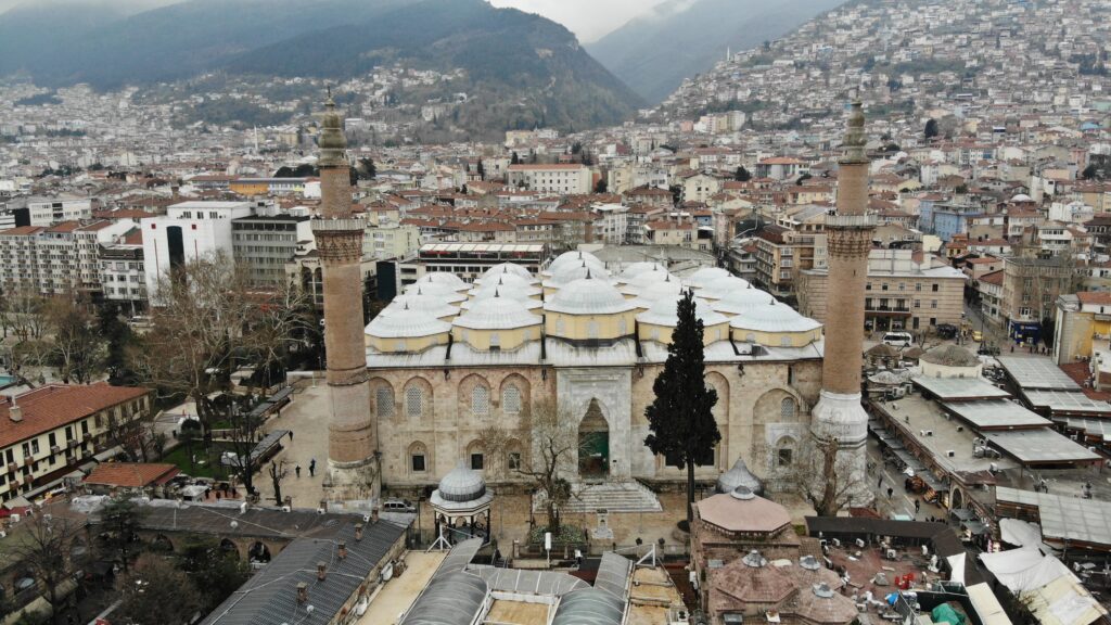 Ulu Camii mahyalarında ‘birlik’ mesajı