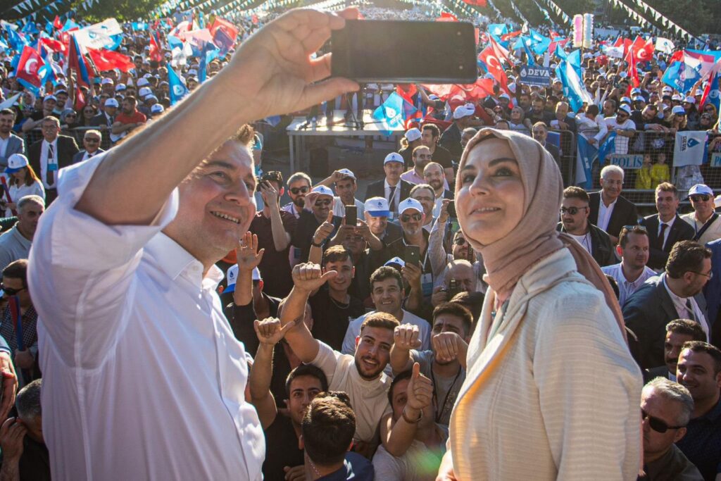 BABACAN’DAN ÜÇÜNCÜ YIL MESAJI: ‘Özgür ve zengin Türkiye’ye çok az kaldı’