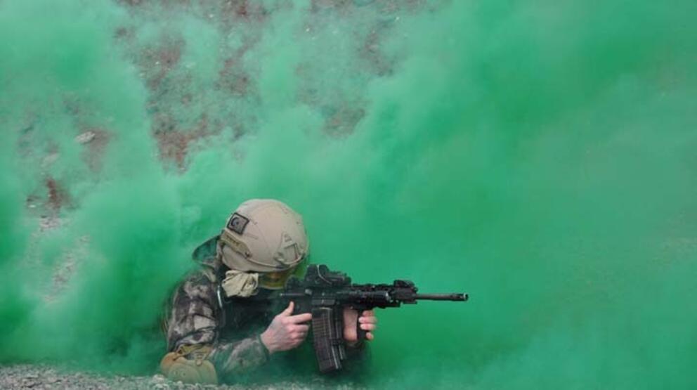 Polis Özel Harekat’tan nefes kesen tatbikat