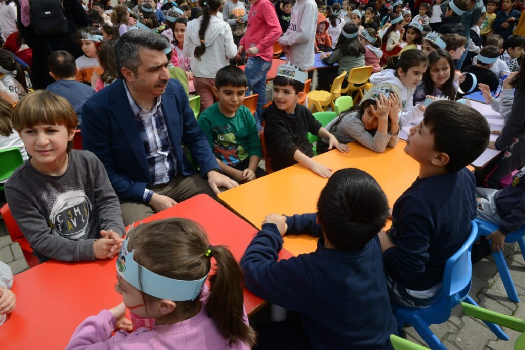 Yıldırım’da çocuklar için iftar vakti
