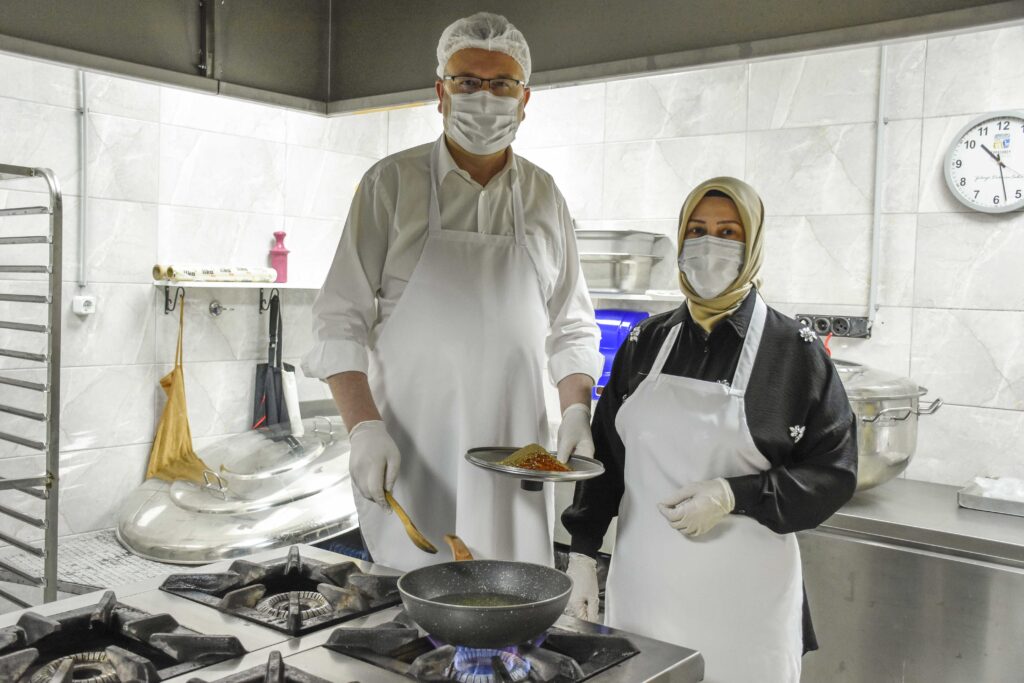 Sosyal yardımlaşmanın en güzel örneği Karacabey’de