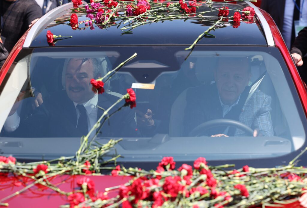 Cumhurbaşkanı Erdoğan Bursa’ya Togg aracıyla giriş yaptı