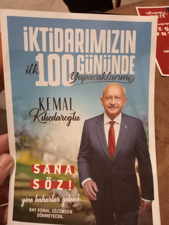 CHP Nilüfer’den gençlere ziyaret
