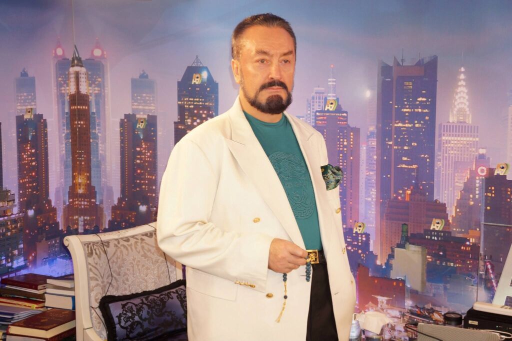 Adnan Oktar’a 8 bin 658 yıl hapis cezası kararı onandı