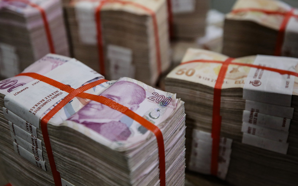 Resmi rezerv varlıkları 114,9 milyar dolara geriledi