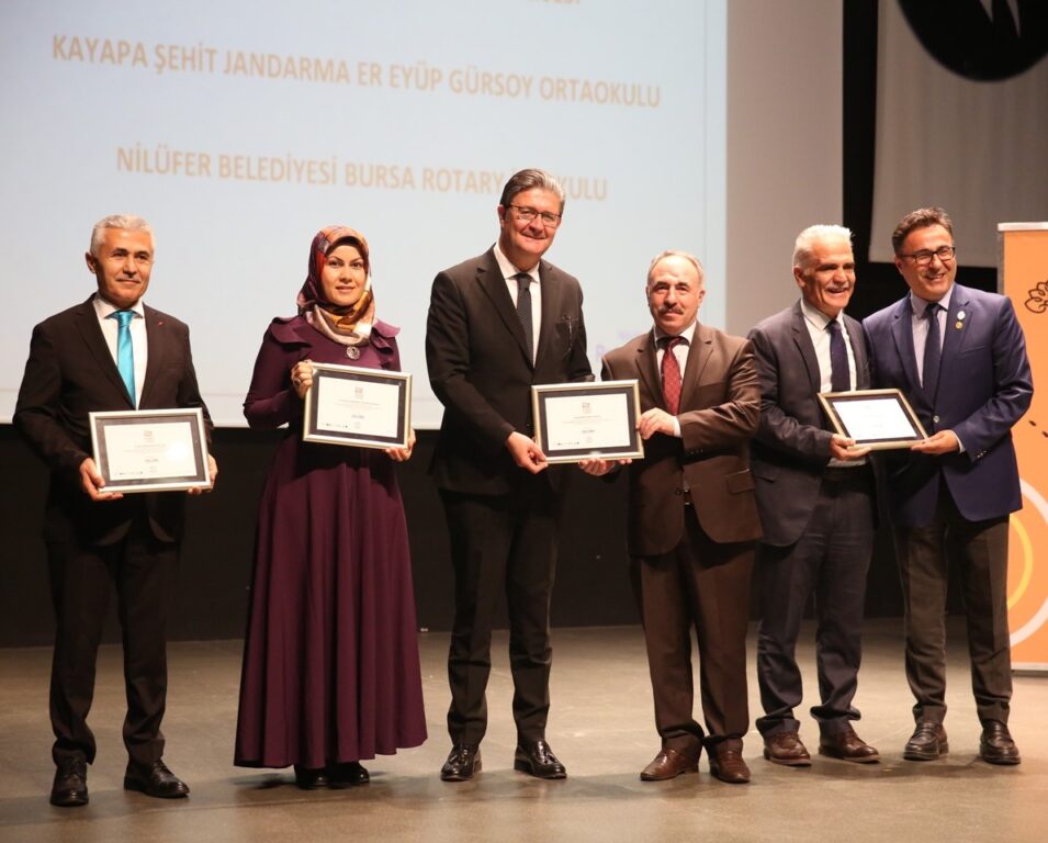 Nilüfer’de kitap kurtları 55 bine yakın kitap okudu