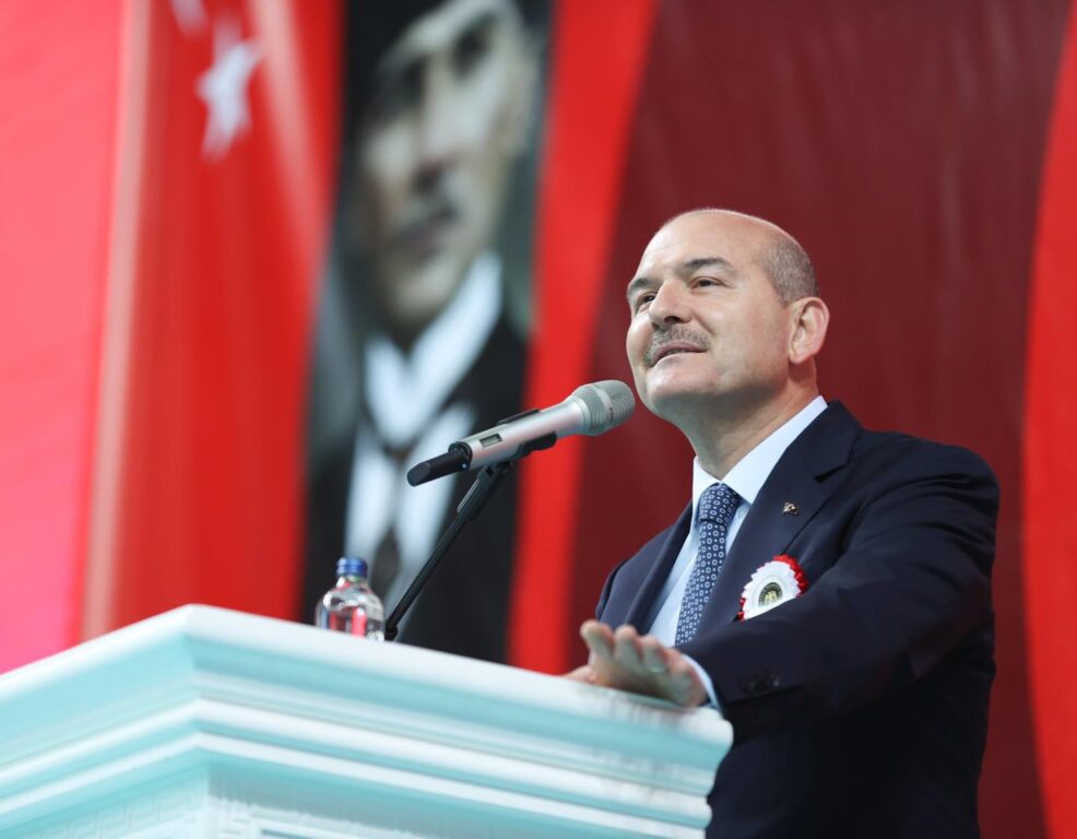 Bakan Soylu’dan polislere müjde: “2025 yılı sonu itibarıyla iki şark görevini bir şark görevine düşüreceğiz”