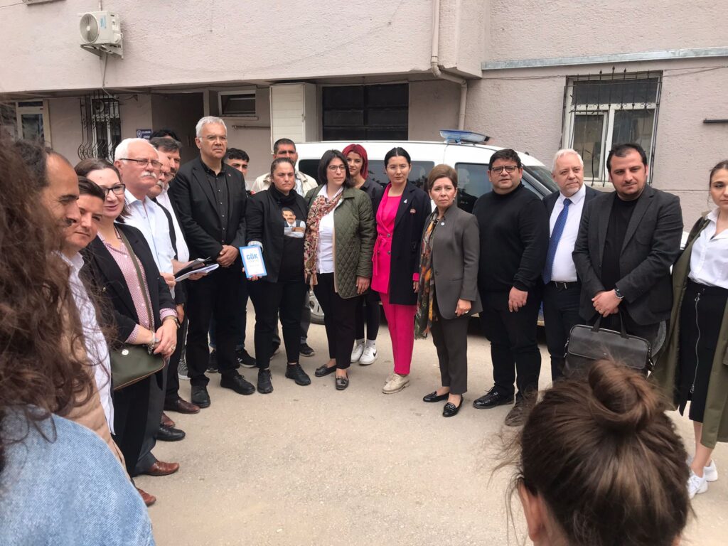 Sinan Ateş kitabı bulunuyordu… Gözaltına alındılar