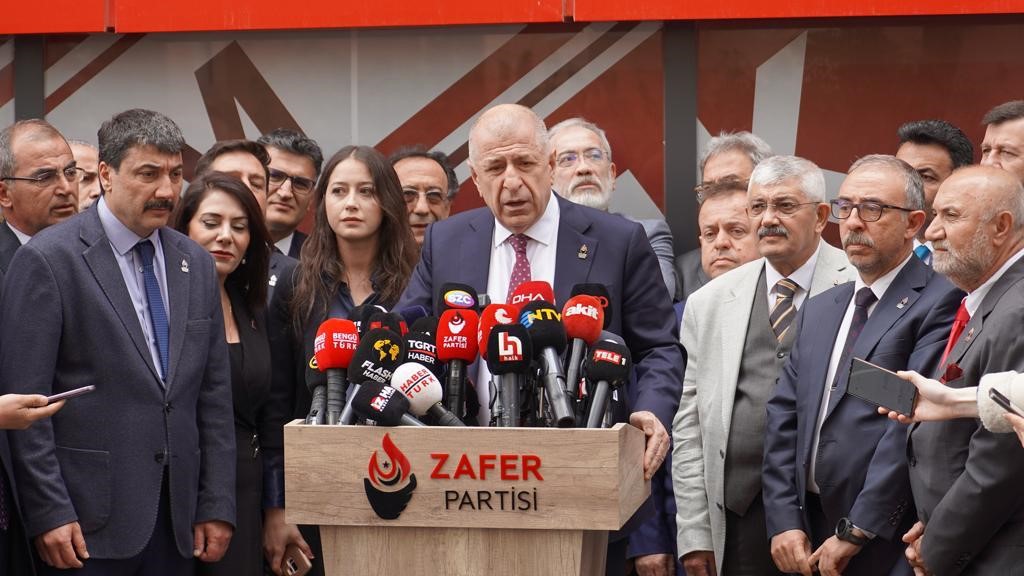 Zafer Partisi Genel Başkanı Özdağ: Nihayetlenmesi için yüz yüze bazı görüşmeler yapılması gerekiyor”