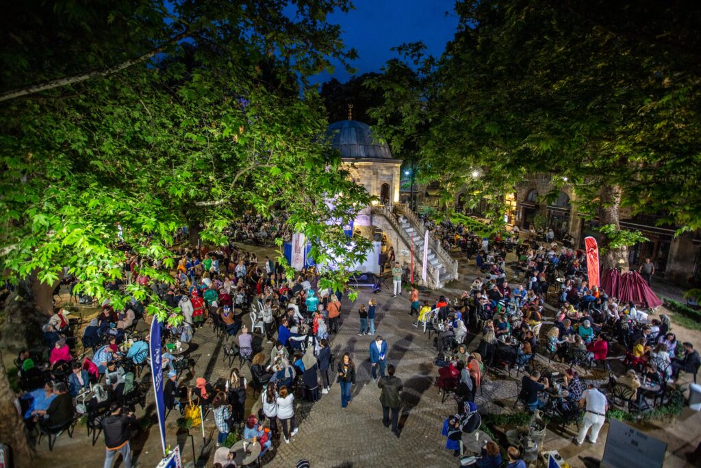 6 asırlık handa kahve buluşması