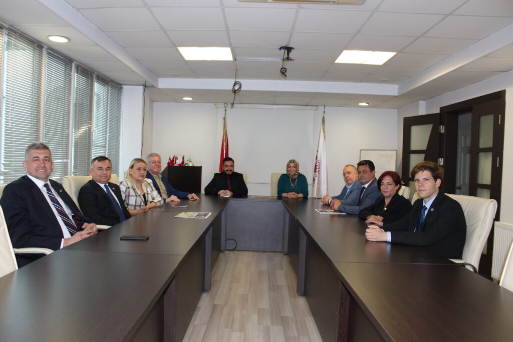 Memleket Partisi Bursa Milletvekili Adayları: Bu misafirlik  çok uzadı