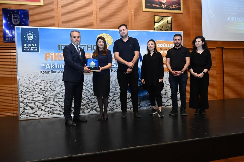 Mustafakemalpaşa Belediyesi ‘Çevre’ ödüle layık görüldü