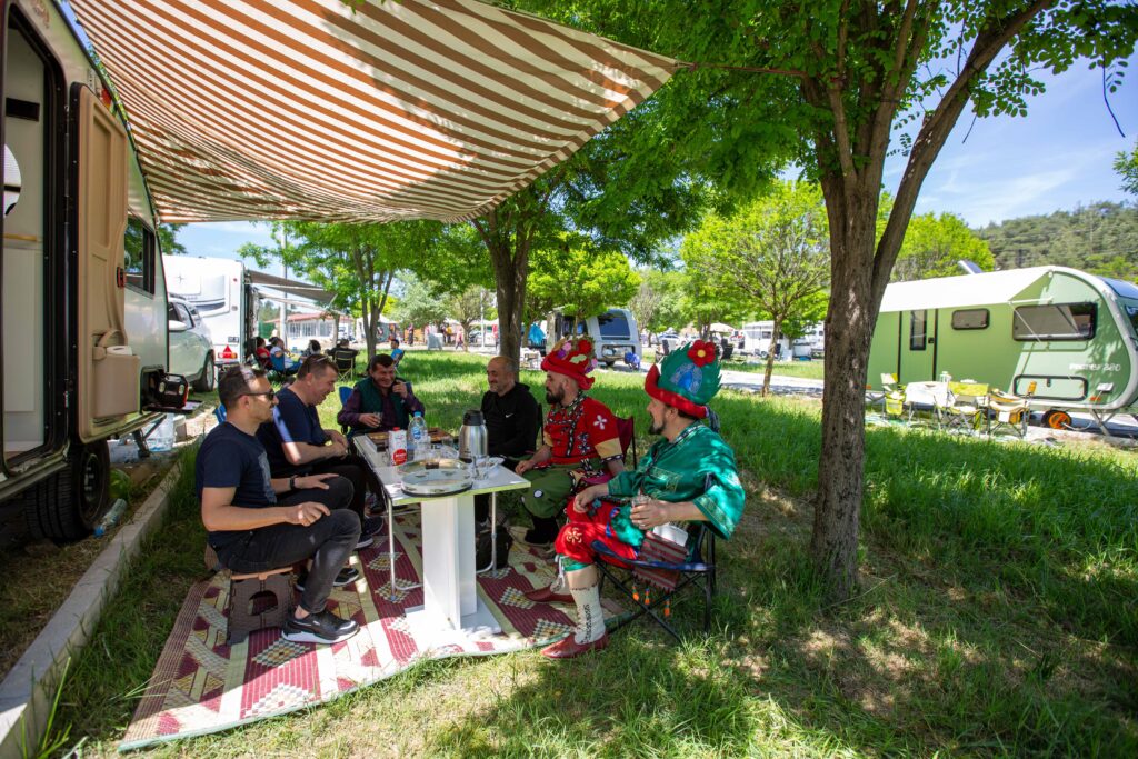 Karavan tutkunları Harmancık’ta buluştu