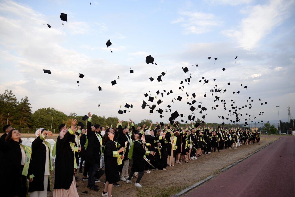 Ziraat Fakültesi’nde kepler mezuniyet için fırlatıldı