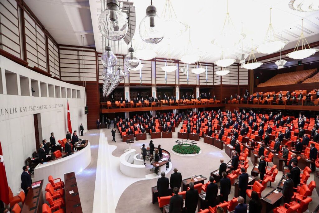 TBMM’de 28’inci yasama dönemi başladı