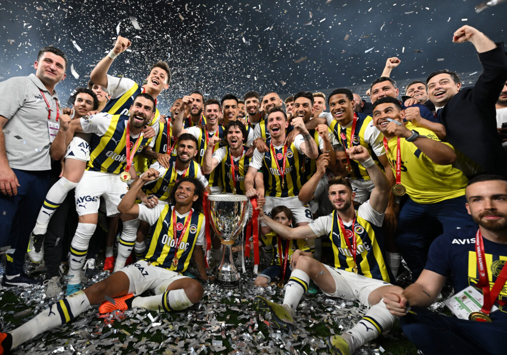 Fenerbahçe, 10 yıl sonra Türkiye Kupası şampiyonu