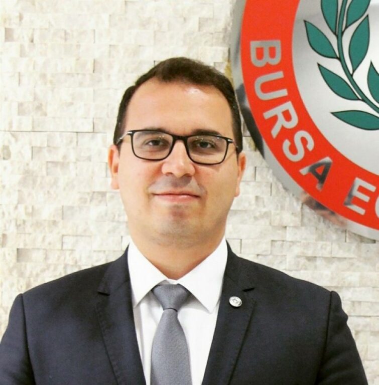 Başkan Şahin döviz kuru üzerinden ilaç fiyatlarına değindi