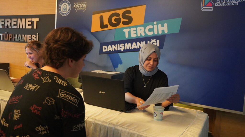 Yıldırım’da öğrencilere ücretsiz danışmanlık