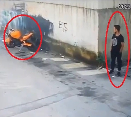 Motora baktı, beğendi, çaldı