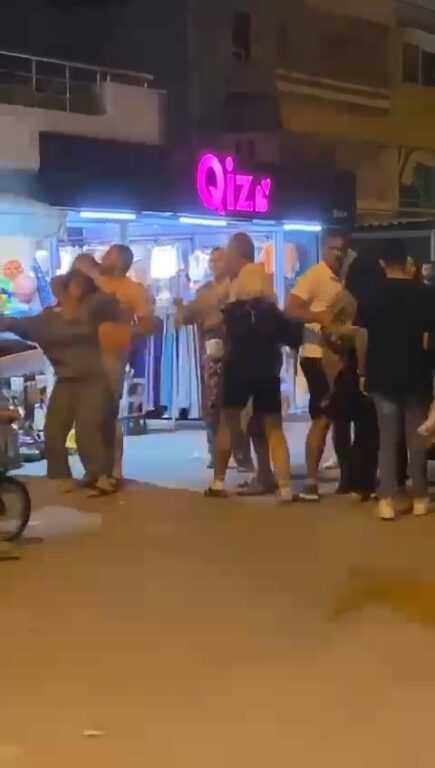 Kadınların saç baş kavgası kamerada