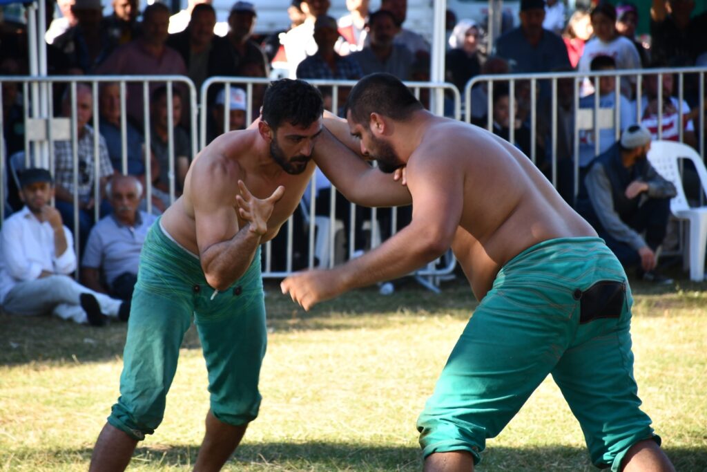 İznik’te güreş şöleni