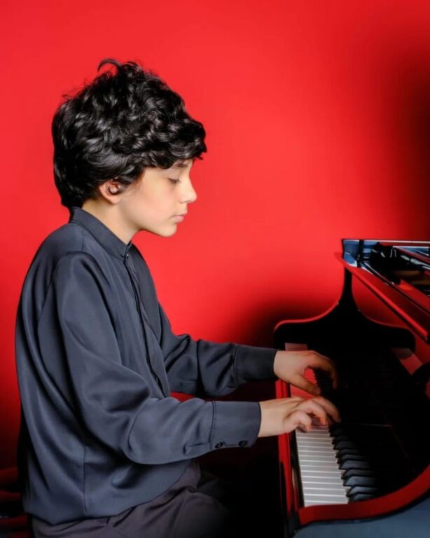 Genç Piyanist Ali Keskin Moskova’da sahne alacak