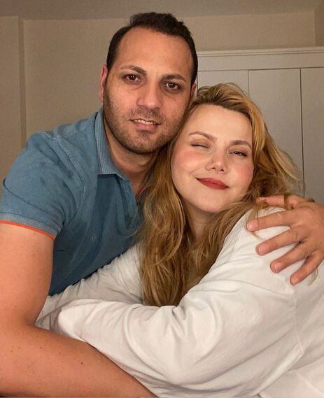 Youtuber eşi tarafından 32 yerinden bıçaklandı!