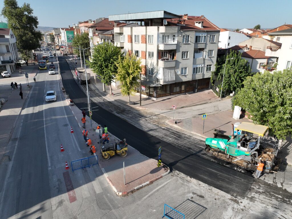 İnegöl’de yollara kalite, ulaşıma konfor geliyor