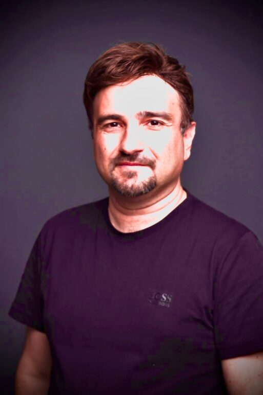 Erdem Topuz ”Beni Sokak’ta Görenler, Beni Gerçekten Mezarcı Sanıyor”…