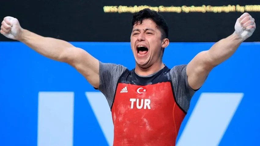 Milli halterci Batu Han Yüksel’e 8 yıl hak mahrumiyeti