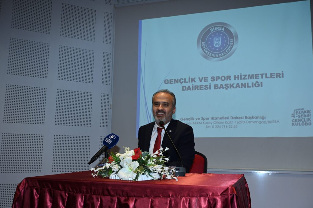 Başkan Aktaş, gençlerle tecrübelerini paylaştı