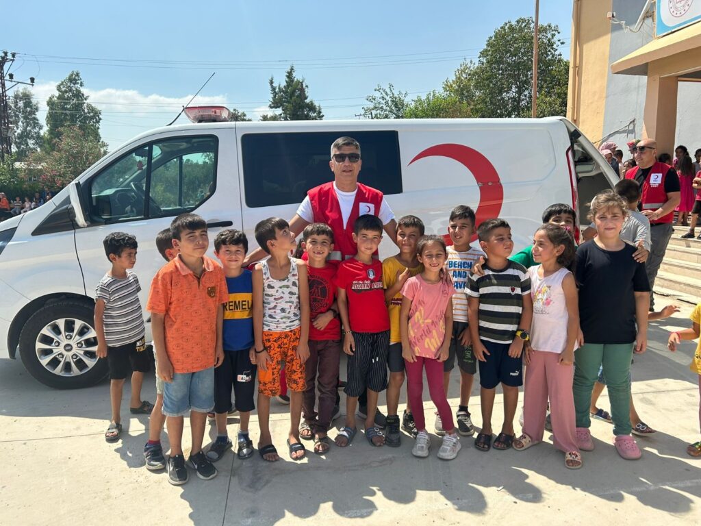 KIZILAY OSMANGAZİ’DEN  GÖNÜLLERİ ISITAN HAREKET