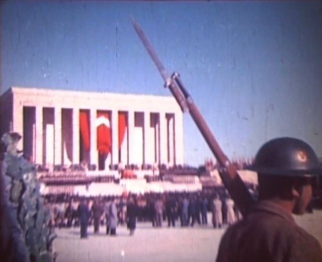 Atatürk’ün naaşının Anıtkabir’e naklinin renkli görüntüleri ortaya çıktı