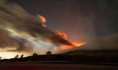 Etna Yanardağı yeniden faaliyete geçti, uçaklar için kırmızı kod verildi!