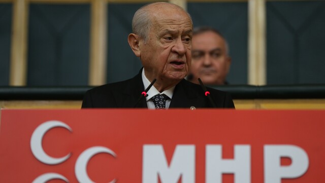 Bahçeli: Atanamayan öğretmen bırakılmamalı