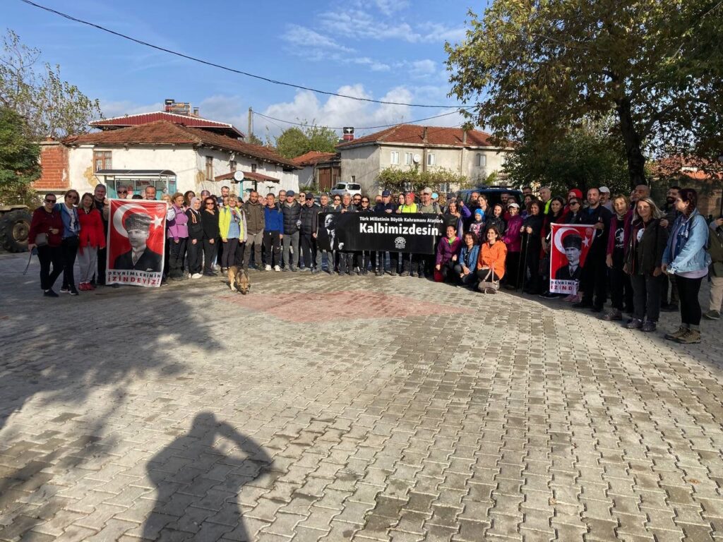 Mysia Yolları’nda Atatürk’ü andılar