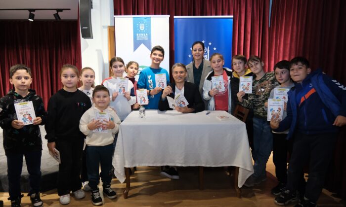 Bursa’da küçük okurlara kitap bilinci aşılandı