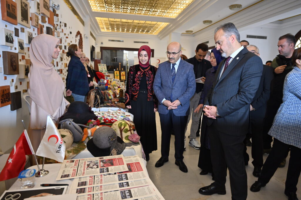 Güçlü kadın güçlü toplum demek