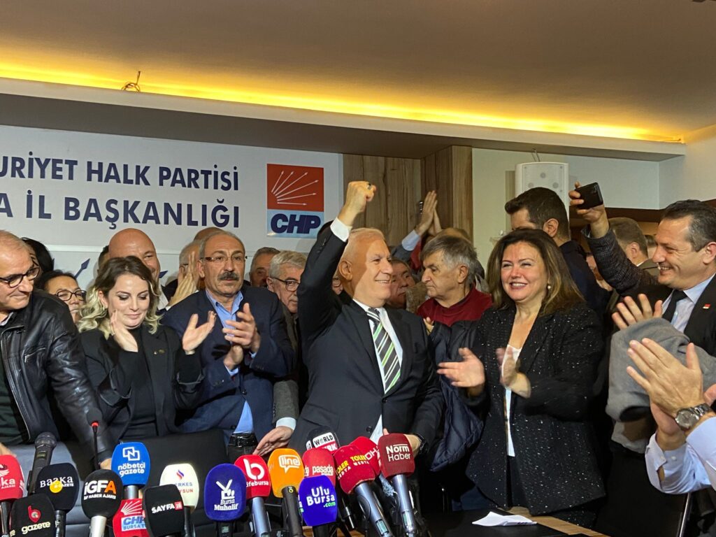 MUSTAFA BOZBEY ADAYLIĞINI AÇIKLADI