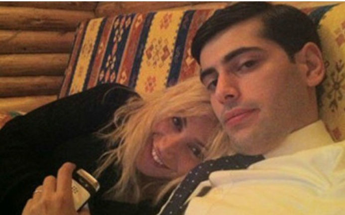 Ünlü şarkıcıyla ilişkisi konuşulmuştu! Tutuklanan iş insanıyla ilgili “Pes” dedirten iddia!